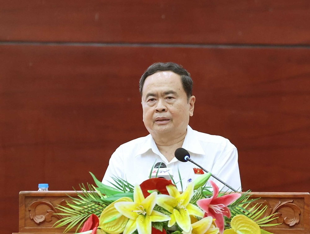 Chủ tịch Quốc hội Trần Thanh Mẫn trao quà tặng người có công với cách mạng tỉnh Hậu Giang - ảnh 1