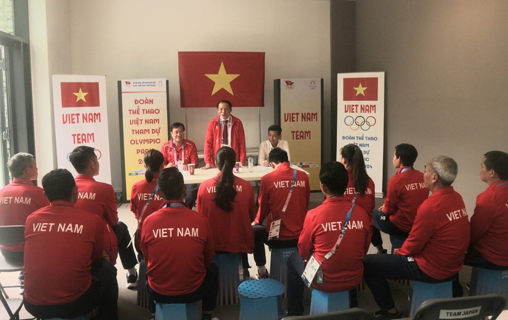 Bộ trưởng Nguyễn Văn Hùng “tiếp lửa” cho các VĐV dự Olympic Paris 2024 - ảnh 1
