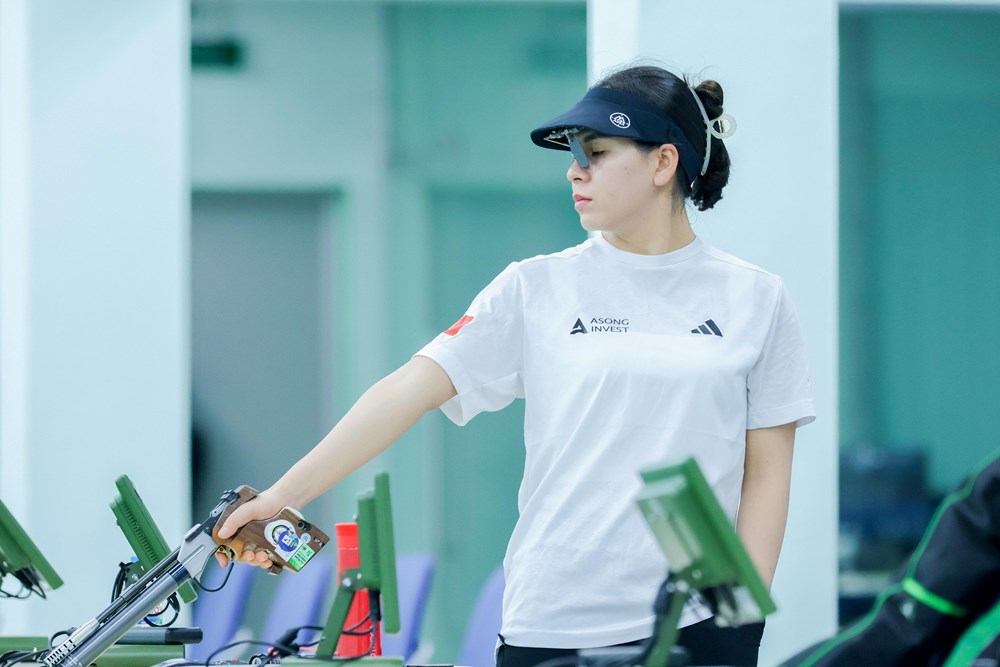 Trịnh Thu Vinh xuất sắc vào chung kết nội dung 25m súng ngắn thể thao nữ - ảnh 1
