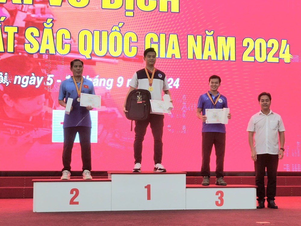 Nhà vô địch Asian Games 19 Phạm Quang Huy đoạt 5 HCV - ảnh 2