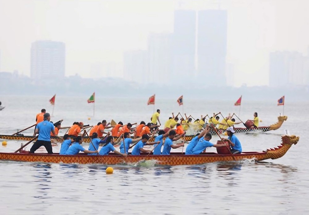 Quảng bá di sản Hà Nội qua Giải bơi chải thuyền rồng Hà Nội mở rộng - ảnh 4