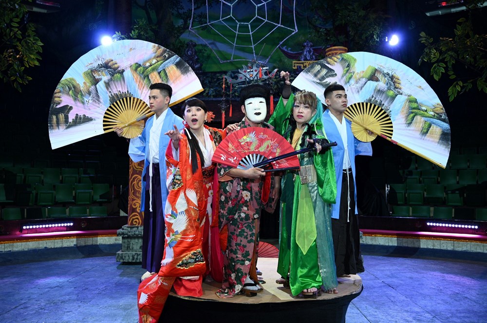 Nghệ sĩ Nhật Bản đưa Ninja và Samurai lên sân khấu xiếc Việt Nam - ảnh 4