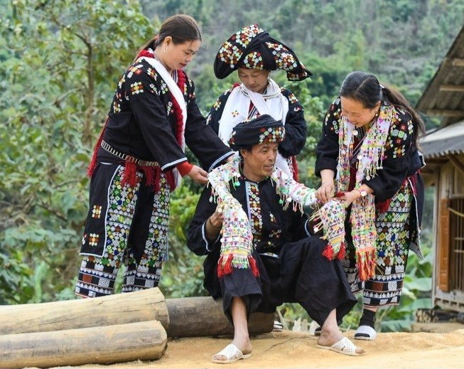 Giữ gìn giá trị truyền thống văn hóa dân tộc Dao  - ảnh 1