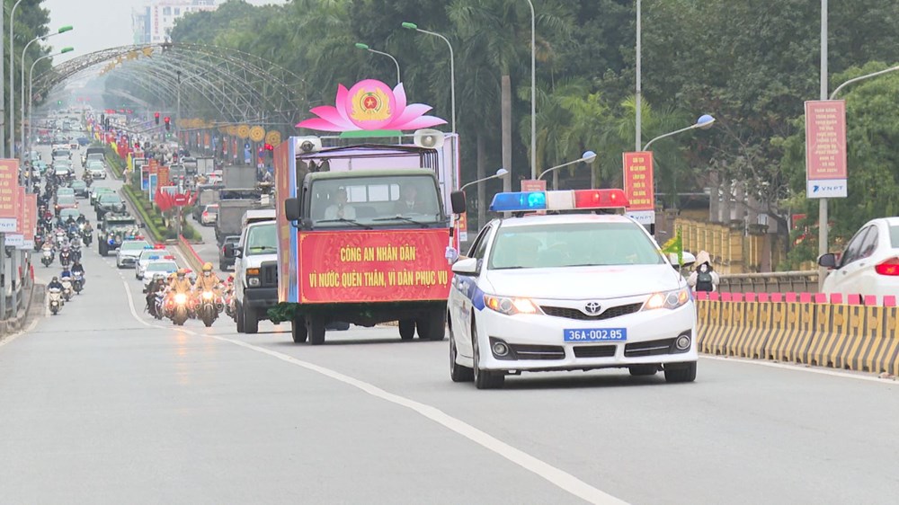 Công an Thanh Hóa ra quân tấn công, trấn áp tội phạm dịp Tết Ất Tỵ 2025 - ảnh 2