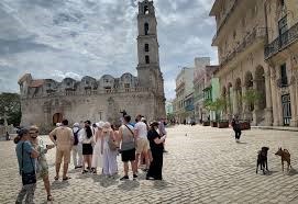 Du lịch Cuba đón tín hiệu vui, lượng khách Nga phục hồi mạnh mẽ - ảnh 1