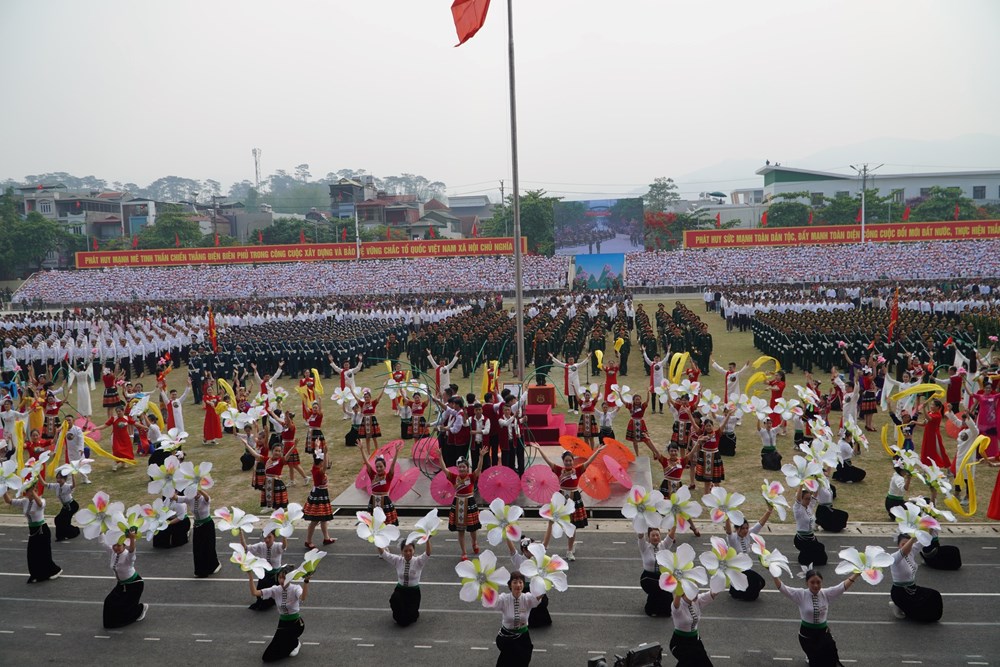 Sơ duyệt chương trình kỷ niệm 70 năm Chiến thắng Điện Biên Phủ - ảnh 2