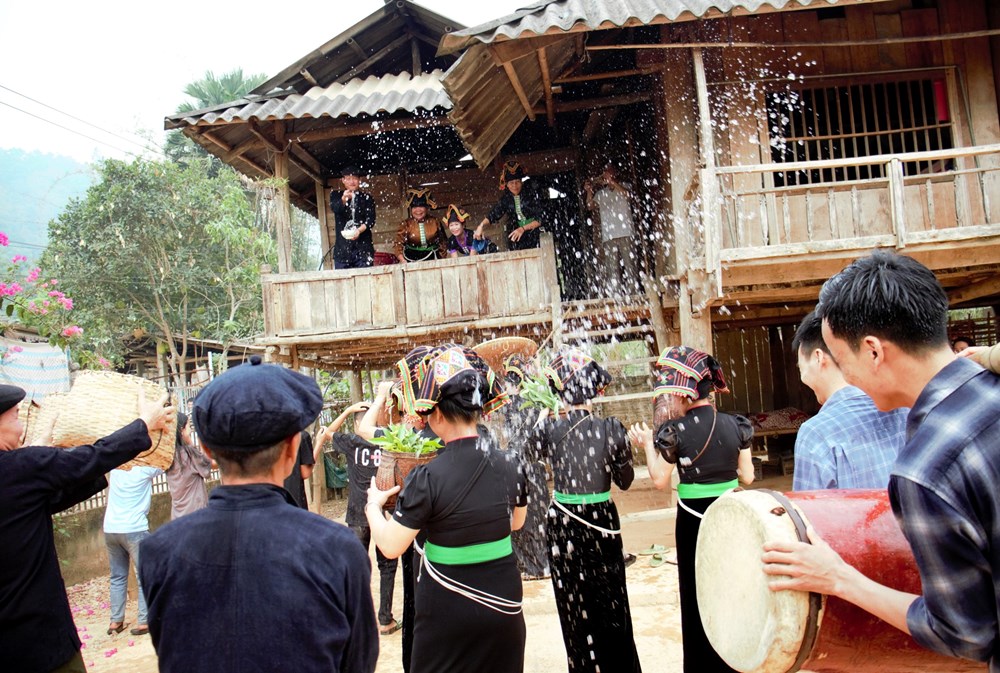 Khơi dậy tiềm năng văn hóa truyền thống để phát triển du lịch ở Noong Luống - ảnh 4