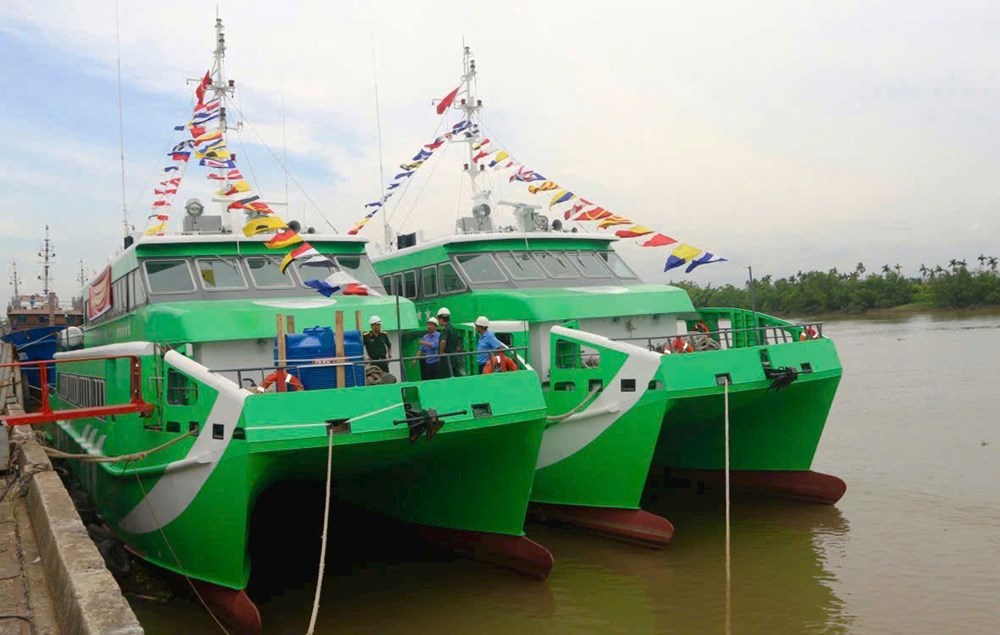 Kiên Giang đưa thêm hai tàu cao tốc phục vụ người dân, du khách - ảnh 1