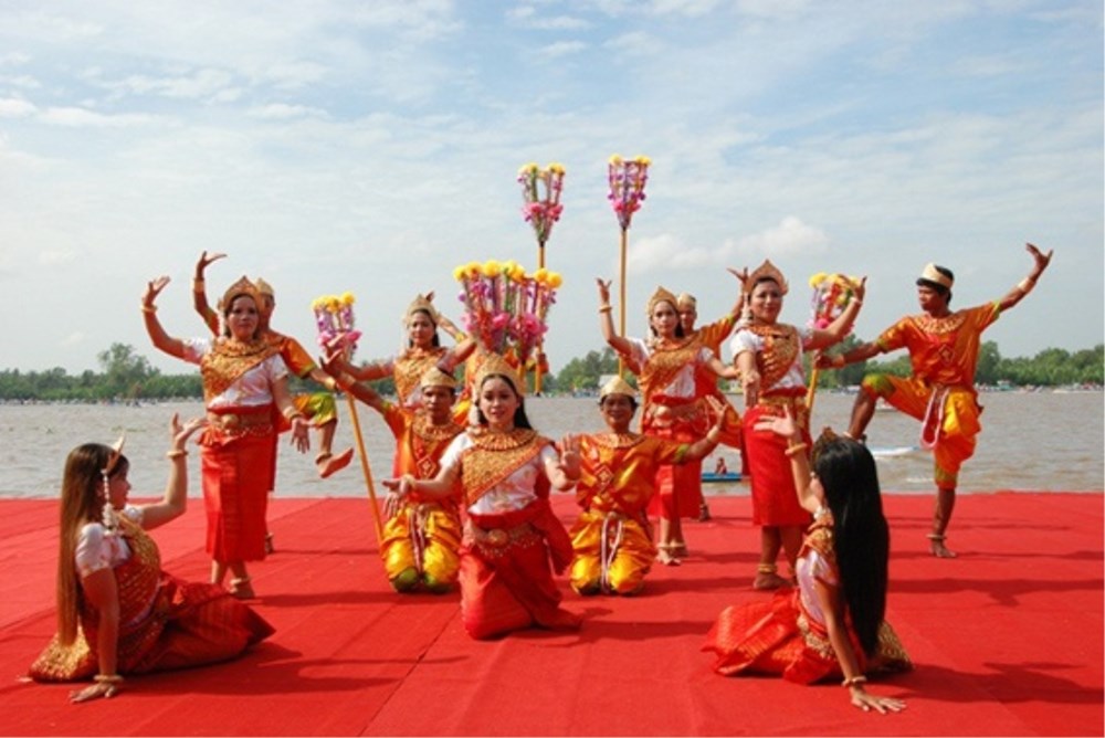 Tập huấn, bồi dưỡng chuyên môn, nghiệp vụ, truyền dạy văn hóa phi vật thể - ảnh 3