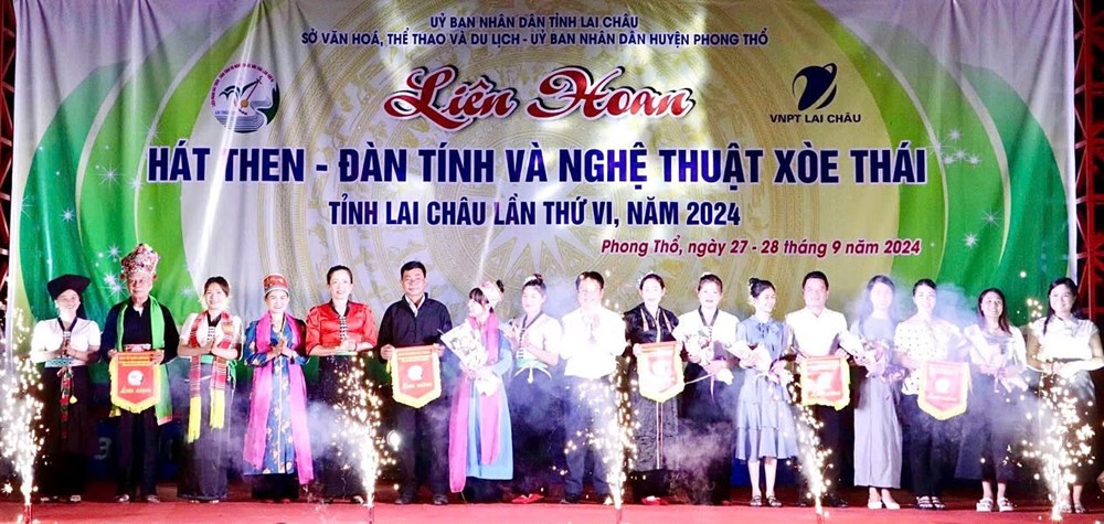 Hát Then, đàn Tính và nghệ thuật Xòe Thái - tinh hoa tỏa sáng - ảnh 1