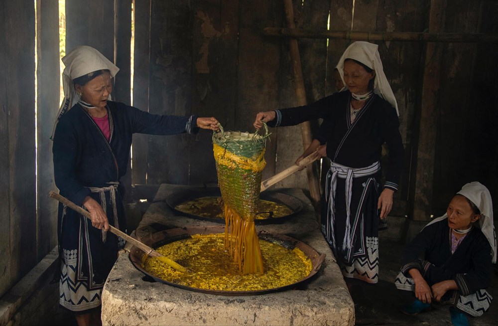 Về Cao Bằng trải nghiệm thu hoạch sáp ong khoái ở Hoài Khao - ảnh 6