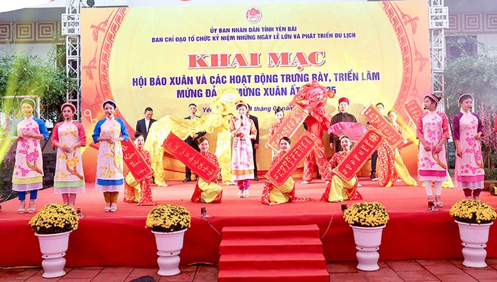 Yên Bái khai mạc Hội Báo Xuân mừng Đảng, mừng Xuân Ất Tỵ 2025 - ảnh 2