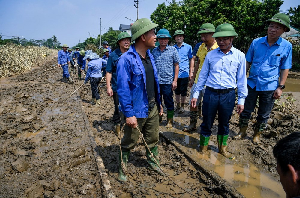 Đường sắt Yên Viên - Lào Cai  thông tuyến trở lại - ảnh 5