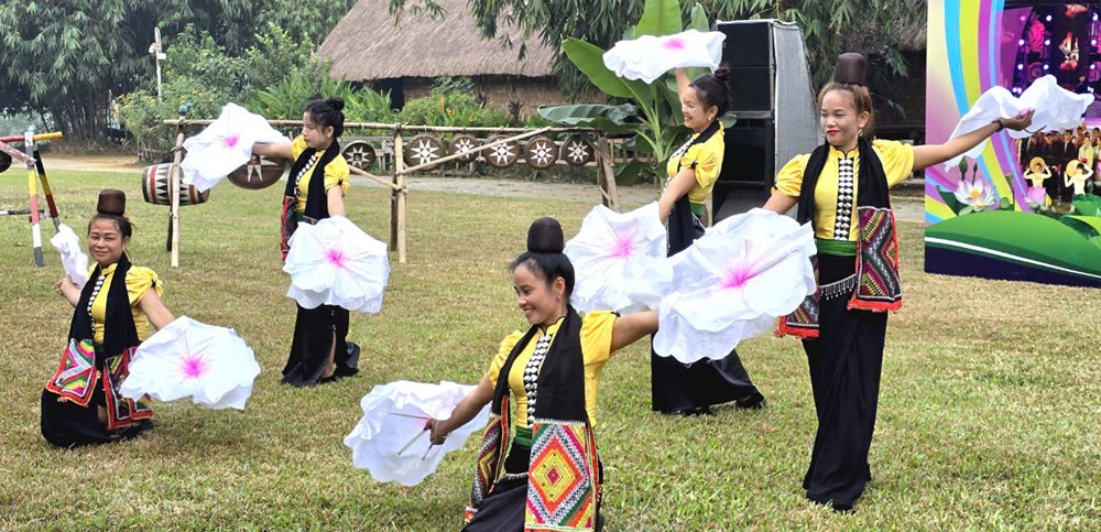 Tưng bừng Ngày hội Đại đoàn kết toàn dân tộc  - ảnh 2