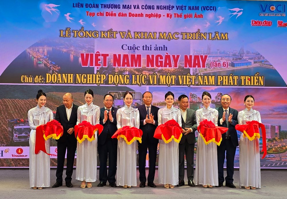 Tập đoàn Vingroup đoạt giải Nhất Cuộc thi ảnh Việt Nam ngày nay lần 6  - ảnh 1