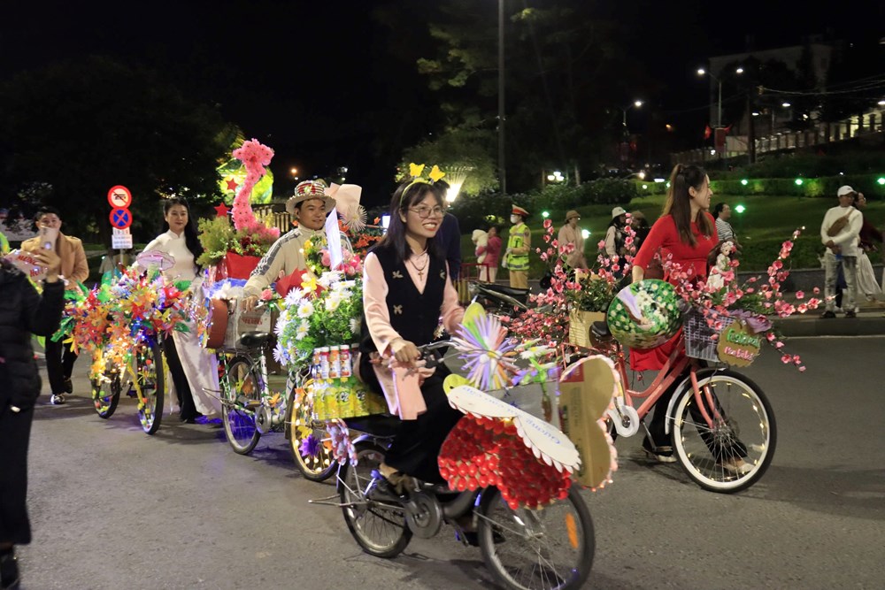 “Hoa và di sản” - ảnh 5