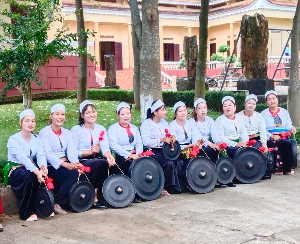 Gìn giữ tiếng chiêng Mường giữa đại ngàn Tây Nguyên - ảnh 2