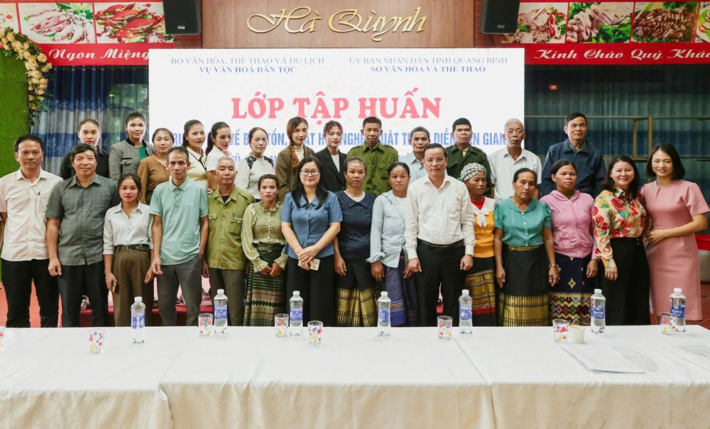 Phát huy nghệ thuật trình diễn dân gian dân tộc Chứt gắn với phát triển du lịch - ảnh 1