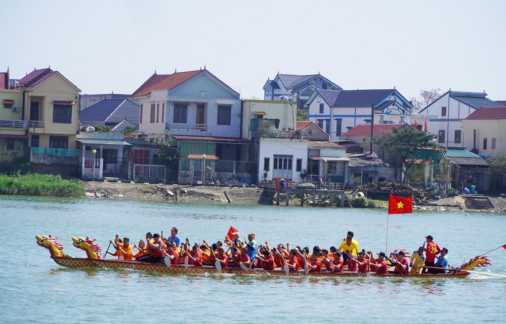 Hào hứng lễ hội đua thuyền trên sông Lý Hoà - ảnh 3