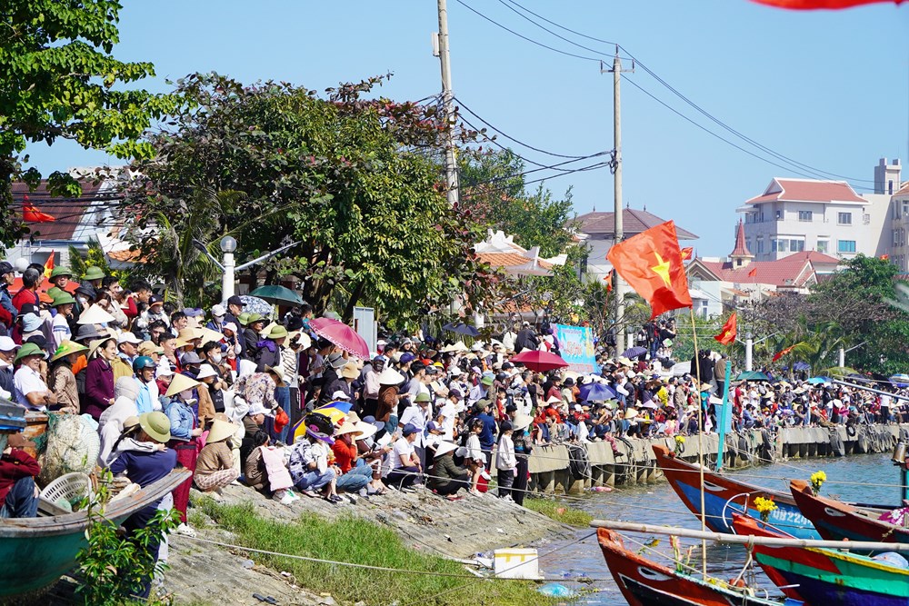 Hào hứng lễ hội đua thuyền trên sông Lý Hoà - ảnh 6