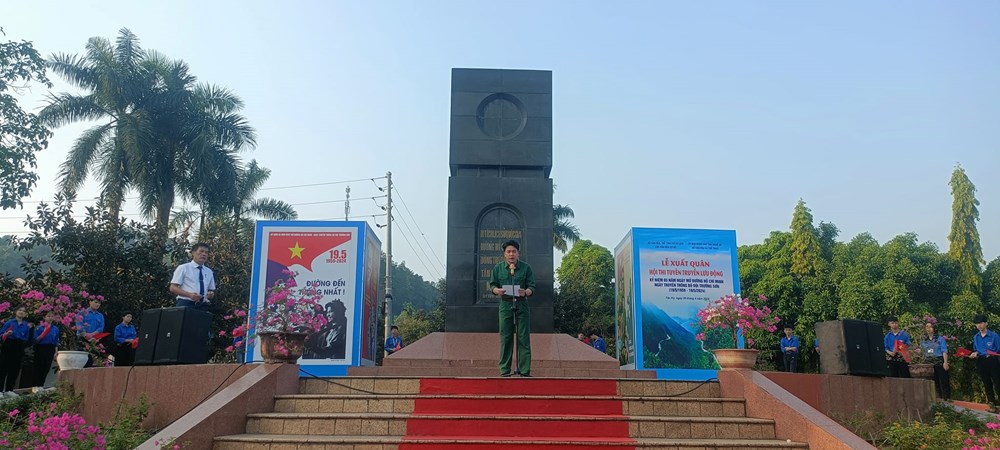 Lễ xuất quân tuyên truyền kỷ niệm 65 năm Ngày mở đường Hồ Chí Minh - Ngày truyền thống Bộ đội Trường Sơn - ảnh 3