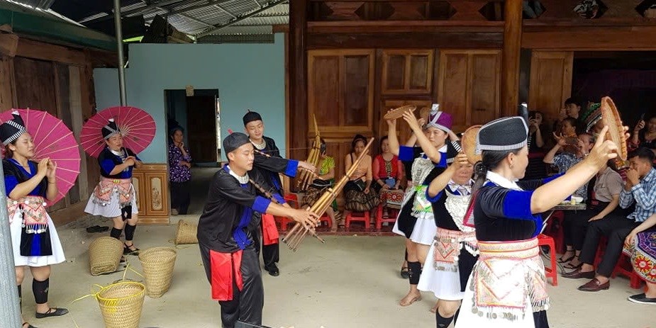 Chim đầu đàn trên “cổng trời” Mường Lống - ảnh 2