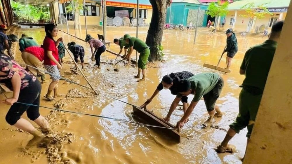 Khắc phục hậu quả lũ ống, lũ quét ở miền núi Nghệ An - ảnh 3