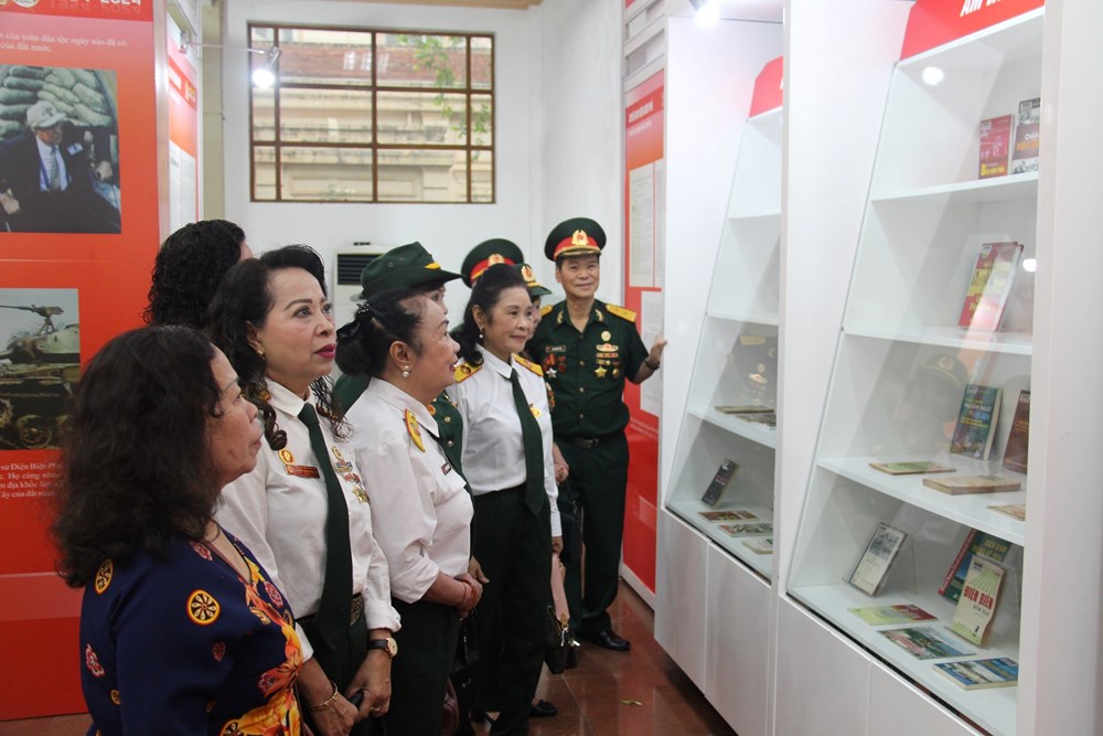 800 tư liệu được trưng bày tại triển lãm “Chiến thắng Điện Biên Phủ - Sức mạnh Việt Nam và tầm vóc thời đại” - ảnh 6