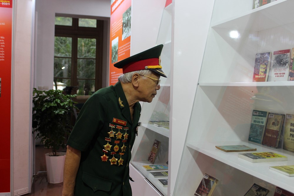800 tư liệu được trưng bày tại triển lãm “Chiến thắng Điện Biên Phủ - Sức mạnh Việt Nam và tầm vóc thời đại” - ảnh 7