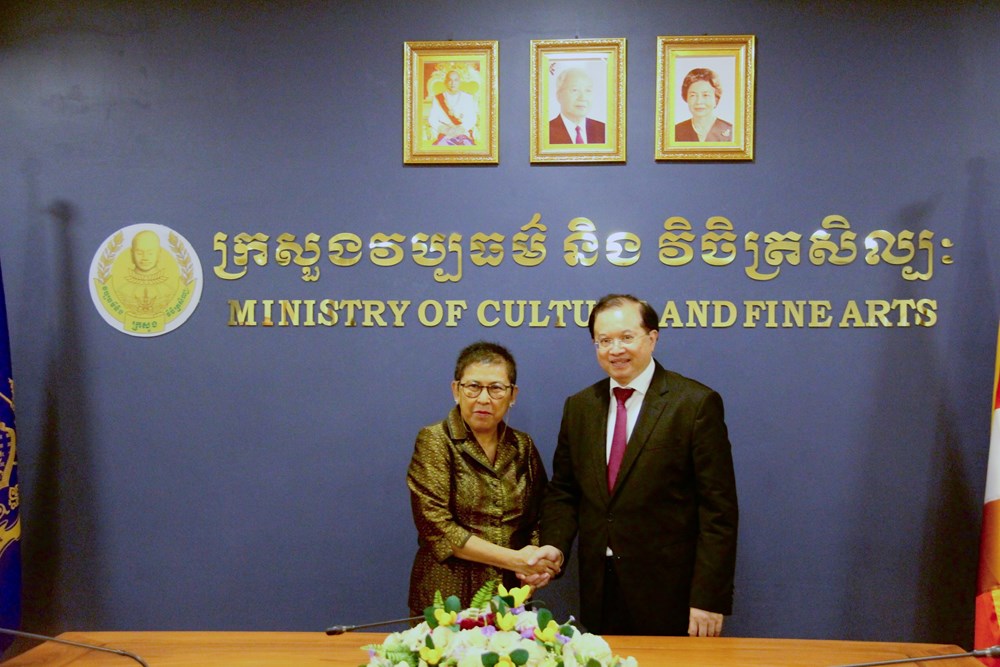 Thứ trưởng Tạ Quang Đông hội đàm với Bộ trưởng Bộ Văn hóa và Nghệ thuật Campuchia - ảnh 5