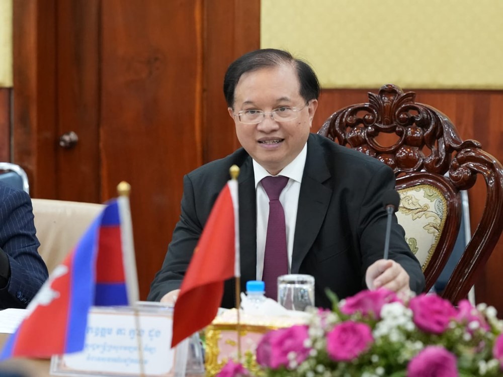 Thứ trưởng Tạ Quang Đông hội đàm với lãnh đạo tỉnh Banteay Meanchey - ảnh 2