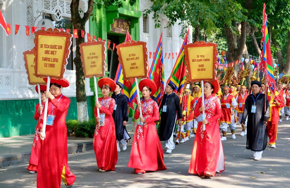 Nhiều điểm sáng trong việc phát triển văn hóa, con người Thủ đô - ảnh 1