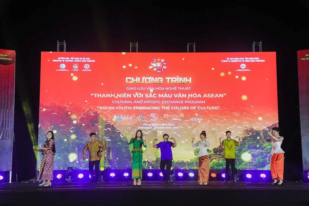 Bế mạc Diễn đàn giao lưu văn hoá nghệ thuật “Thanh niên với sắc màu văn hoá ASEAN” - ảnh 6