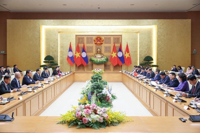 Thủ tướng Phạm Minh Chính làm việc với Thủ tướng Lào Sonexay Siphandone - ảnh 2