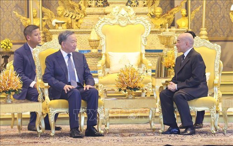 Lễ đón chính thức Chủ tịch nước Tô Lâm thăm cấp Nhà nước Vương quốc Campuchia - ảnh 2