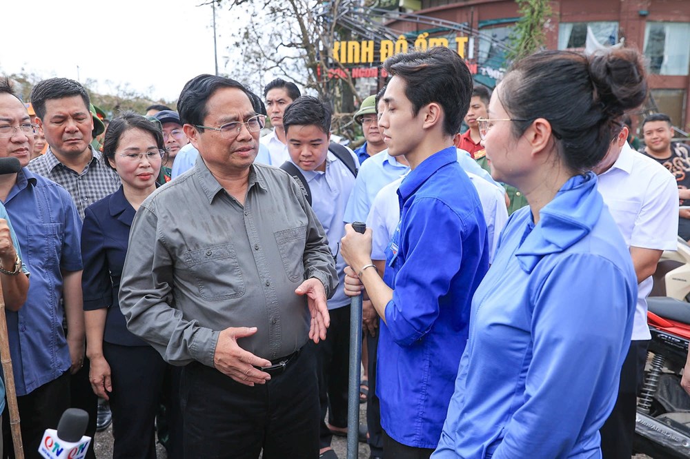 Thủ tướng chỉ đạo huy động cả hệ thống chính trị và các lực lượng khắc phục hậu quả bão số 3 - ảnh 4