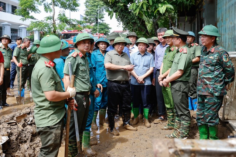 Thủ tướng chỉ đạo ứng phó, khắc phục hậu quả mưa lũ, thiên tai tại Yên Bái - ảnh 1