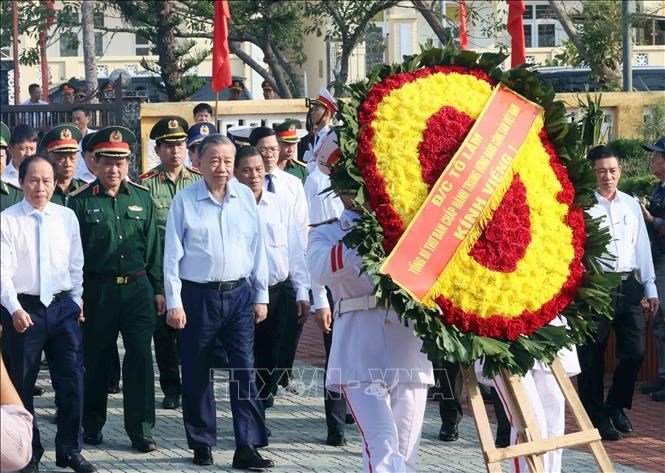 Tổng Bí thư Tô Lâm thăm và làm việc tại huyện đảo Bạch Long Vĩ  - ảnh 5