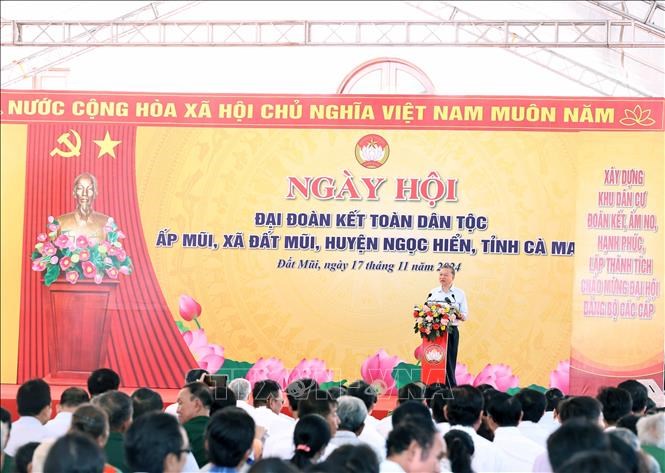 Tổng Bí thư Tô Lâm dự Ngày hội Đại đoàn kết dân tại ấp Mũi, xã Đất Mũi  - ảnh 3