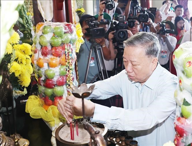 Tổng Bí thư Tô Lâm dự Ngày hội Đại đoàn kết dân tại ấp Mũi, xã Đất Mũi  - ảnh 5