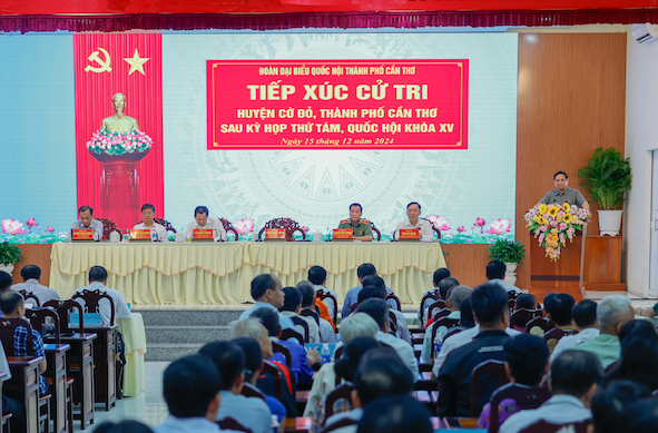 Thủ tướng tiếp xúc cử tri Cần Thơ - ảnh 1