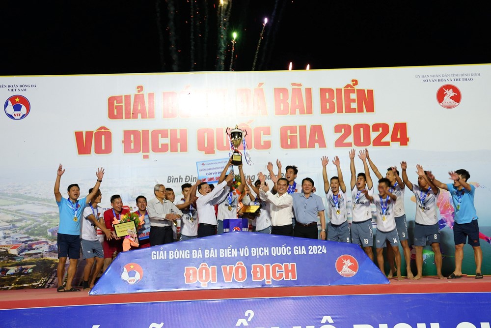 Đội Đà Nẵng đoạt chức vô địch Giải Bóng đá bãi biển vô địch quốc gia năm 2024 - ảnh 2
