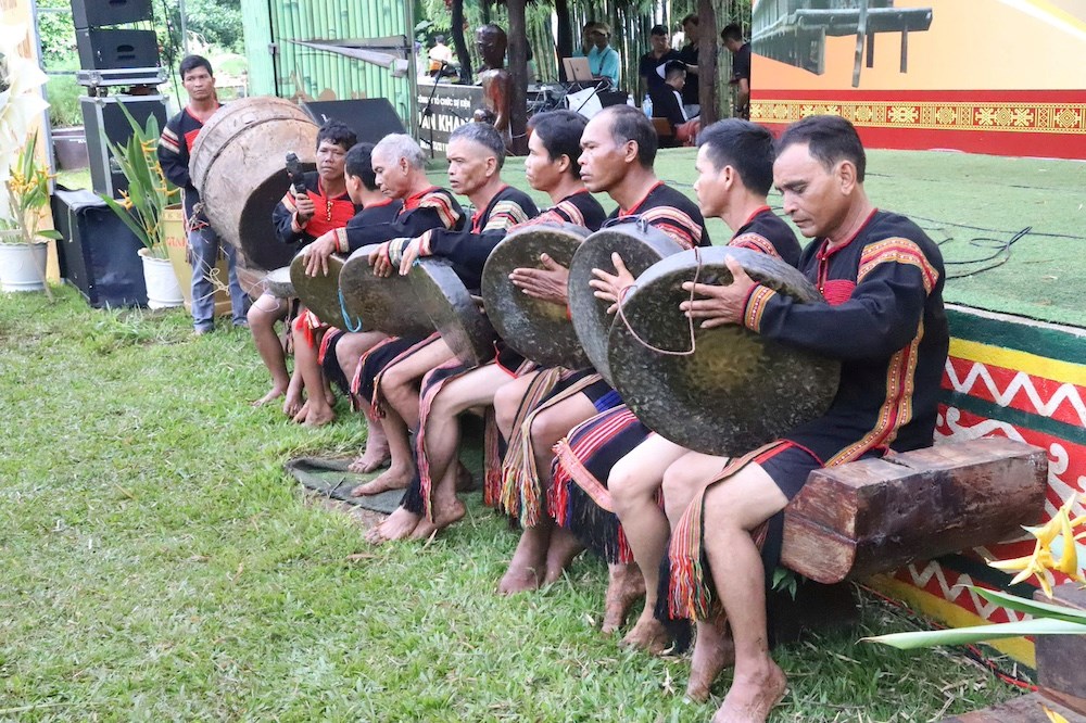 Tập huấn di sản cồng chiêng gắn với hành trình di sản Tây Nguyên - ảnh 1