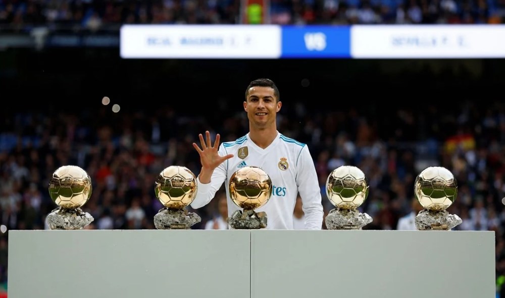 Hành động 'gây choáng' khiến Ronaldo chỉ còn sở hữu 4 Quả bóng Vàng - ảnh 2