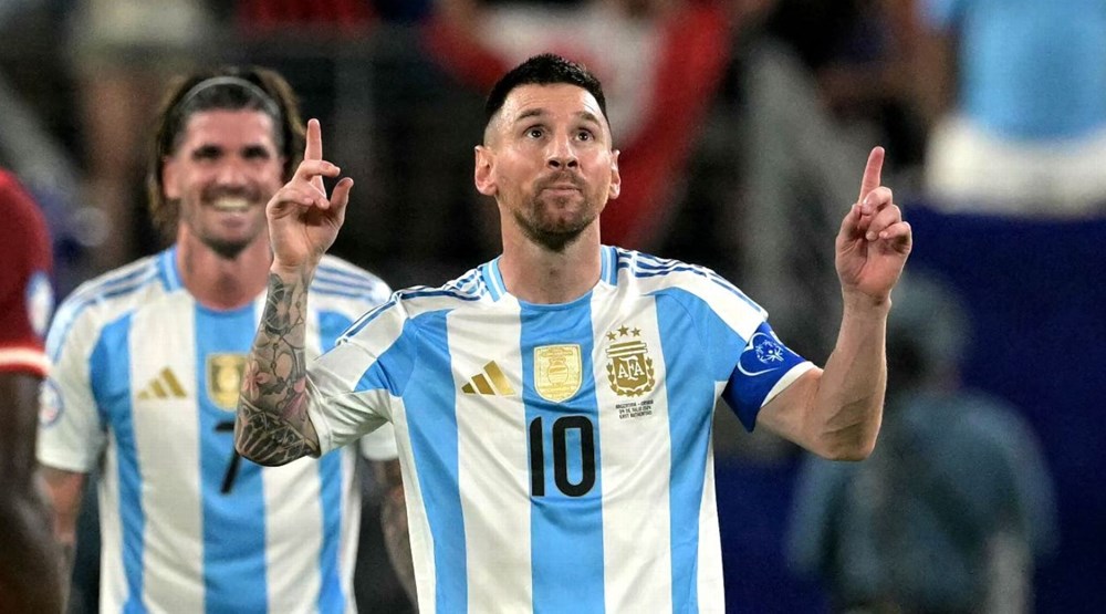 Messi trở lại ĐT Argentina, sẵn sàng chinh phục vòng loại World Cup 2026 - ảnh 1