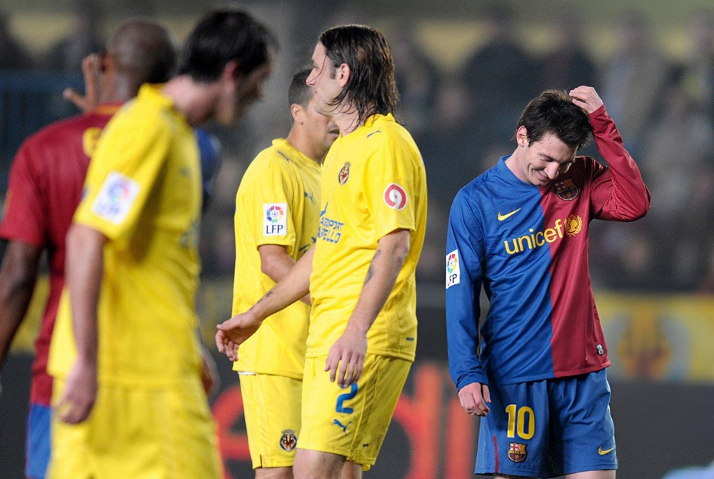 5 quả phạt đền nổi tiếng của Messi: Từ 'người hùng Chile' đến nhà vô địch World Cup - ảnh 1