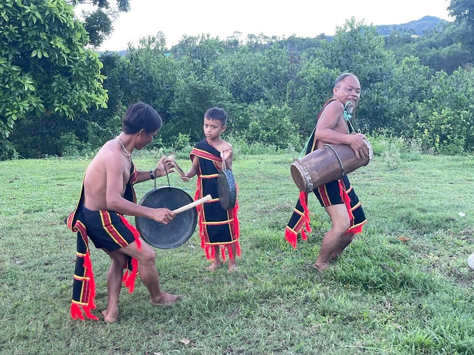 Nhiều hoạt động sôi nổi tại Lễ hội văn hóa các dân tộc huyện Bắc Trà My - ảnh 2