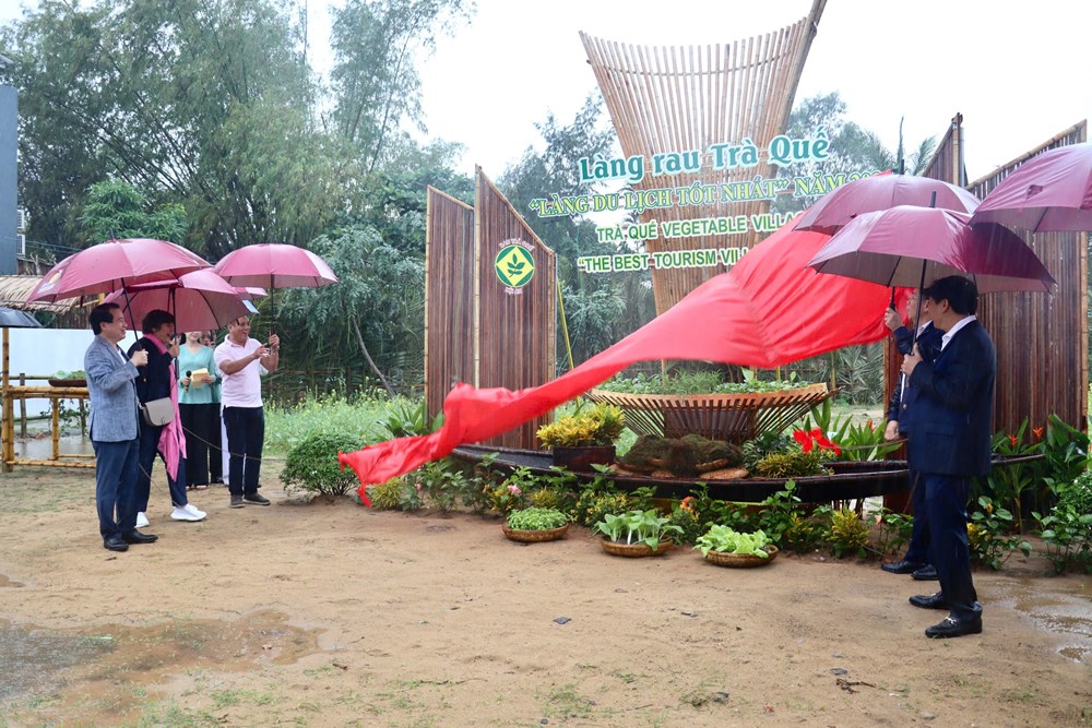 Đại biểu tham dự Hội nghị quốc tế về du lịch nông thôn trải nghiệm làng du dịch tốt nhất Trà Quế  - ảnh 2