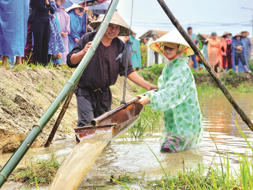 Hội An: Rộn ràng chuẩn bị Lễ hội xuống đồng Cẩm Châu 2025 - ảnh 4