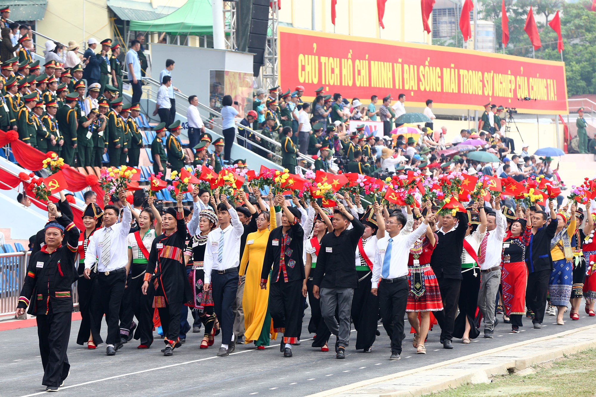 Tổng duyệt diễu binh, diễu hành kỷ niệm 70 năm Chiến thắng Điện Biên Phủ - ảnh 26